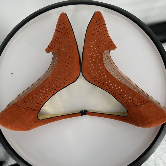 MACHI VEGAN SUEDE HEELS - Picture 8 of 16